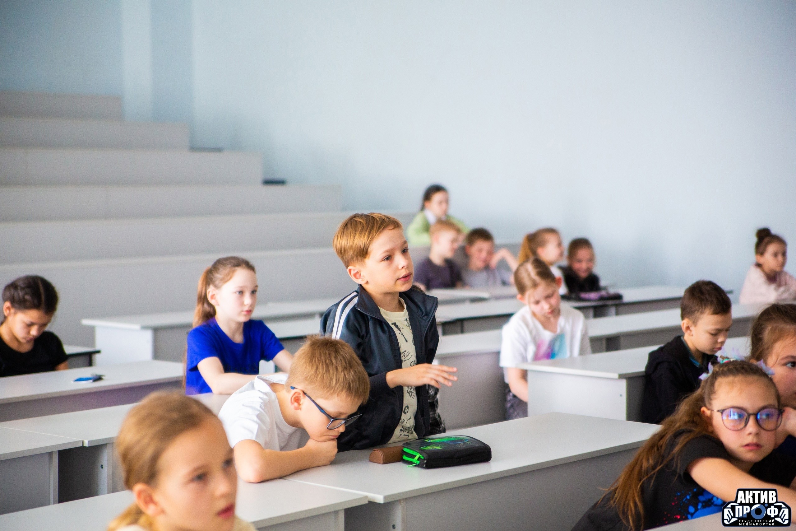 8-� ������� � 