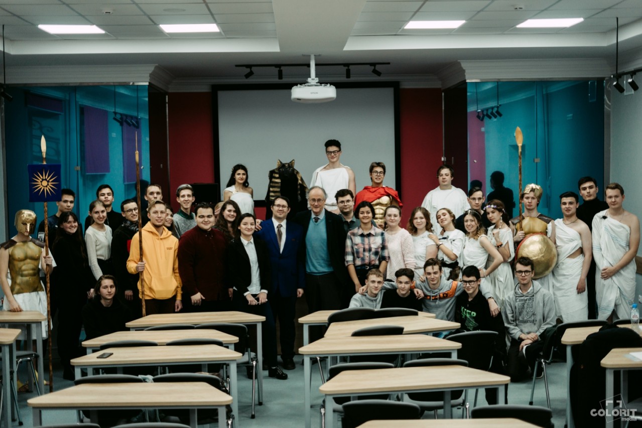 Институт международных отношений КФУ подводит итог 'Александриады' ? первого этапа фестиваля 'Александр-Фест'. На очереди его второй этап? Институт международных отношений КФУ подводит итог 'Александриады' ? первого этапа фестиваля 'Александр-Фест'. На очереди его второй этап?