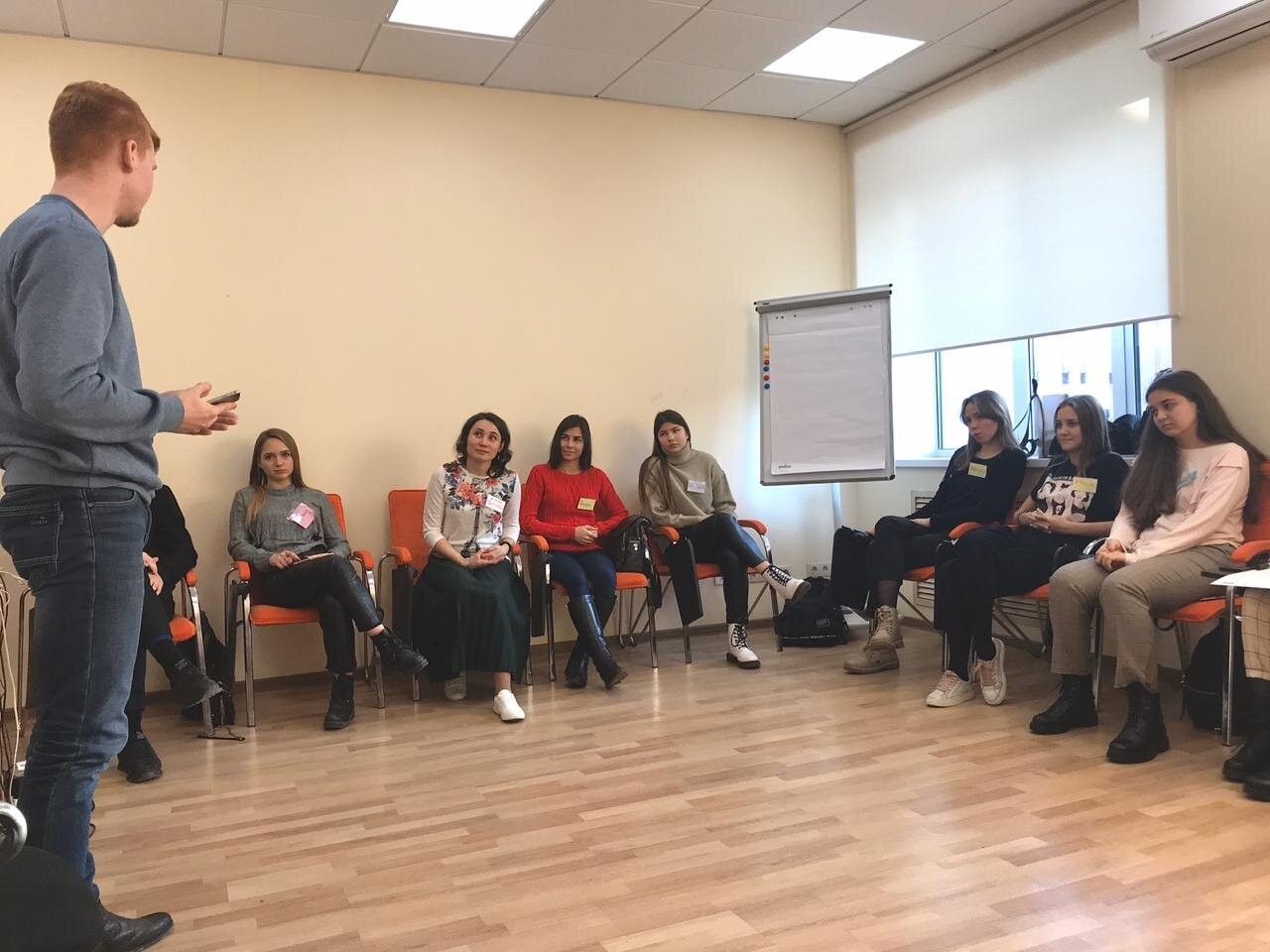 Академические лидеры ИУЭФ стали участниками тренинга публичных выступлений от Сбербанка Академические лидеры ИУЭФ стали участниками тренинга публичных выступлений от Сбербанка