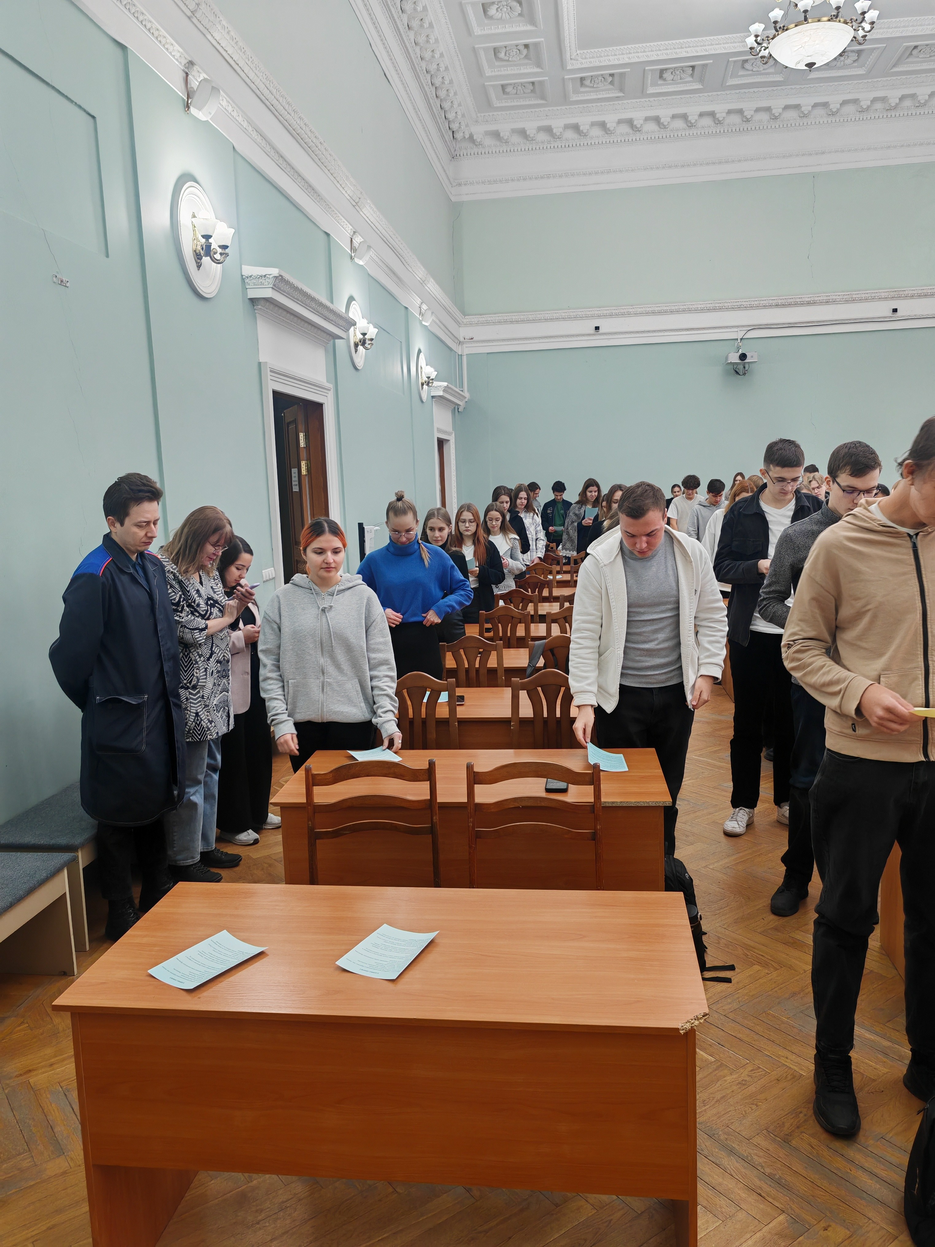 Встреча руководства Химического института со студентами первого года обучения Встреча руководства Химического института со студентами первого года обучения