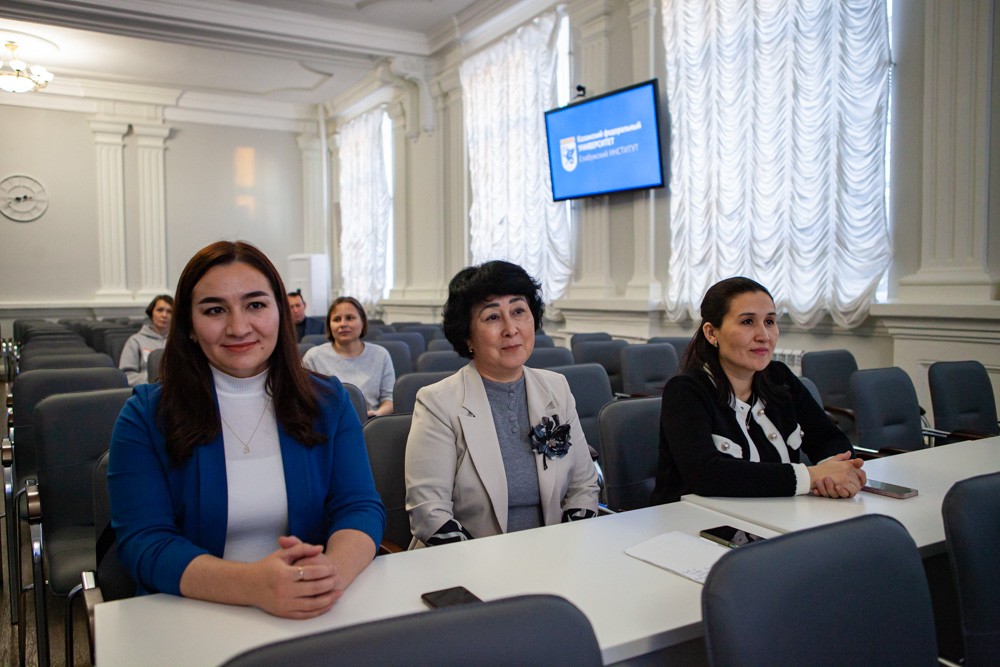 Состоялось вручение удостоверений преподавателям Ферганского государственного университета Состоялось вручение удостоверений преподавателям Ферганского государственного университета