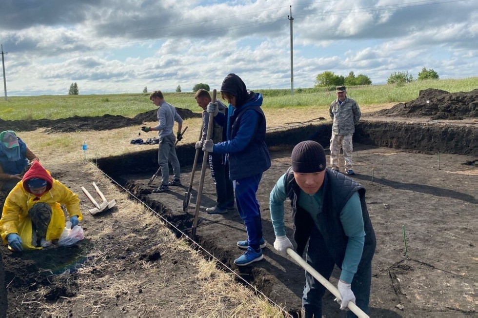 Археологическая экспедиция раскрывает тайны Волжской Булгарии Археологическая экспедиция раскрывает тайны Волжской Булгарии