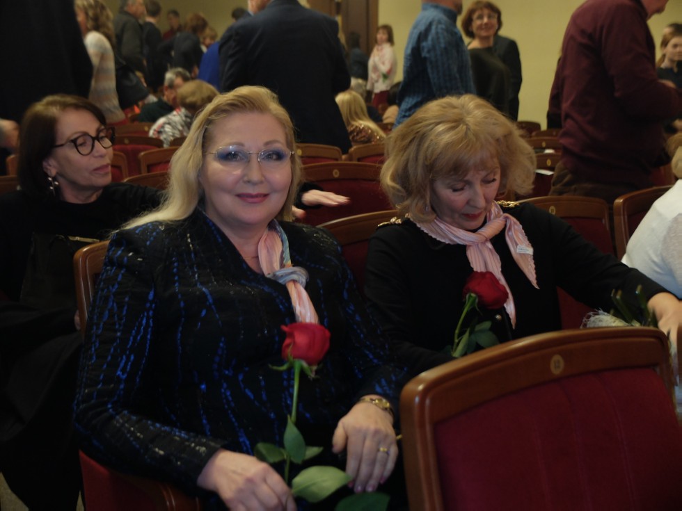 �������� ��� ��������� ���� 60-�����. �������� ��� ��� �� ����������� 94 ���������.