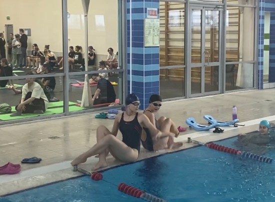 Предновогодний турнир по синхронному плаванию среди студентов третьекурсников ИФМиБ Предновогодний турнир по синхронному плаванию среди студентов третьекурсников ИФМиБ