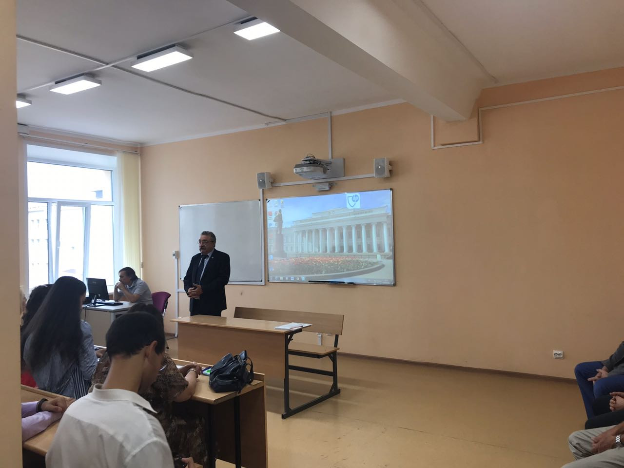 Первое собрание первого курса Инженерного института Первое собрание первого курса Инженерного института