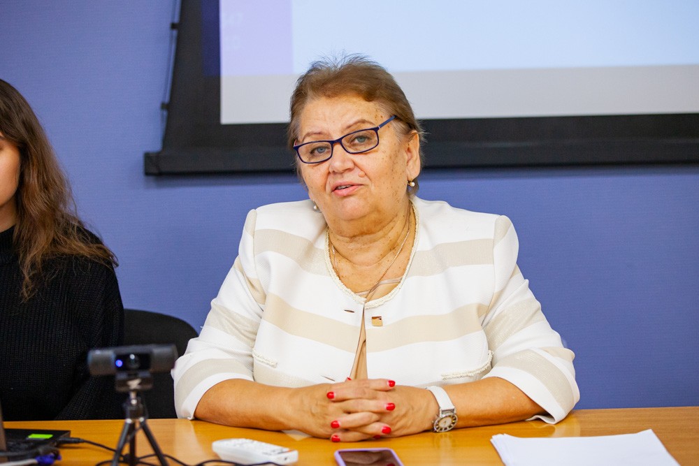 VII ������������� ������-������������ ����������� 