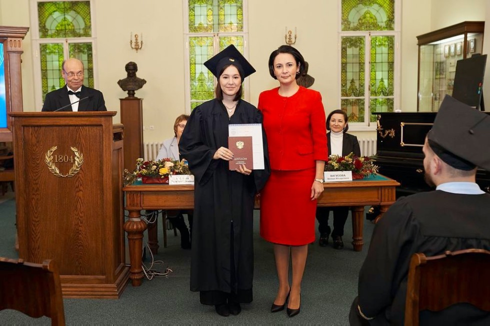 AWARD OF DIPLOMAS TO GRADUATES OF MASTER'S PROGRAMS