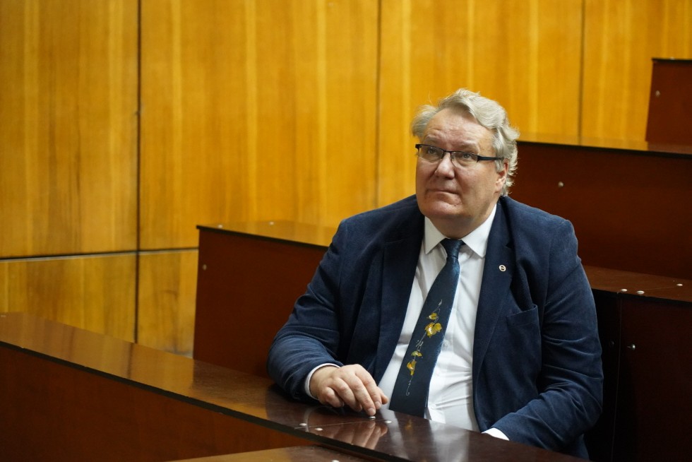 � ��������� ������ ��� ���������� ���������, ����������� 100-����� �� ��� �������� ����� �������� ,������ �����