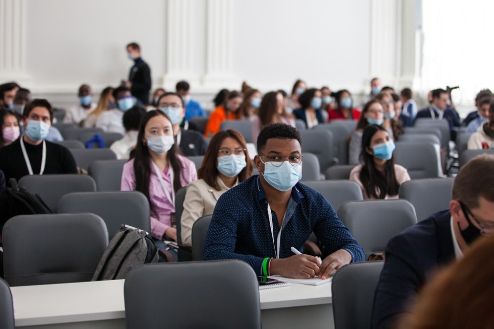 Итоги первого дня Международной исторической школы завершился в Елабужском институте КФУ Итоги первого дня Международной исторической школы завершился в Елабужском институте КФУ