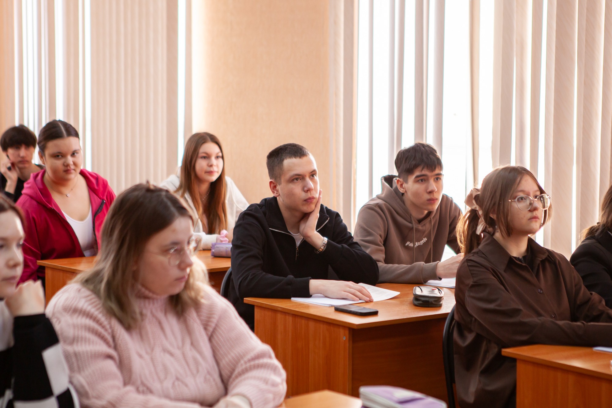 В Елабужском институте КФУ обучающиеся профильных психолого-педагогических классов изучают основы педагогики и психологии В Елабужском институте КФУ обучающиеся профильных психолого-педагогических классов изучают основы педагогики и психологии
