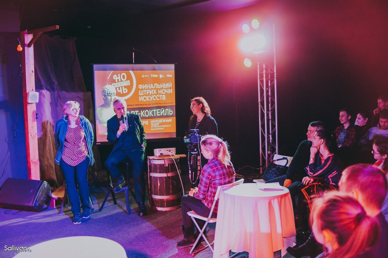 ������� ������� � ������������ �������� �� '���� ��������' � ����������