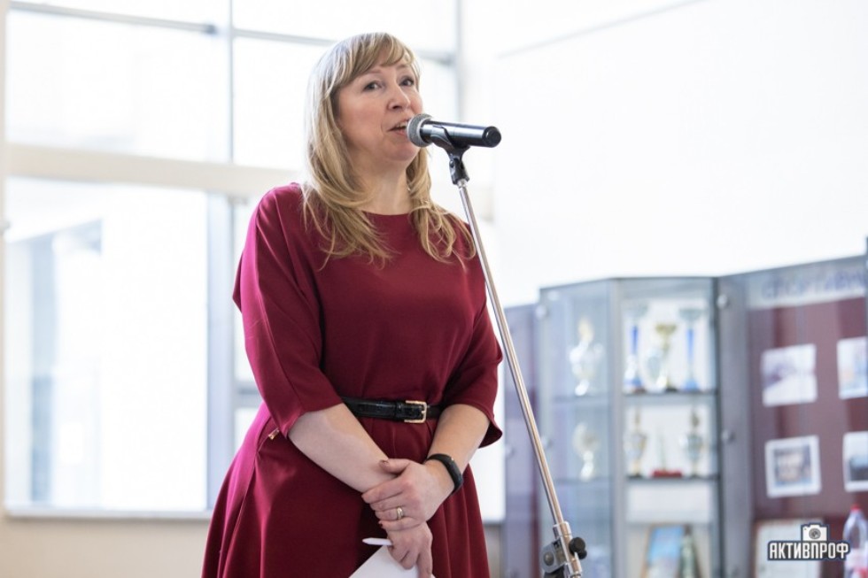 ��� ��� � 