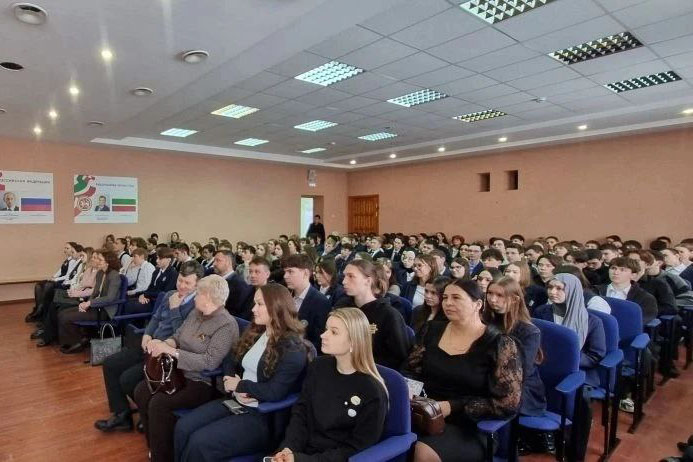 Представители Елабужского института КФУ приняли участие в региональной акции Представители Елабужского института КФУ приняли участие в региональной акции