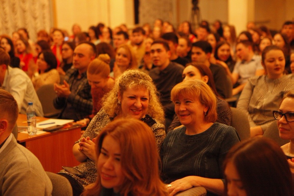 Студвесна: юный граф Толстой, футбал и приключения юриста Студвесна: юный граф Толстой, футбал и приключения юриста