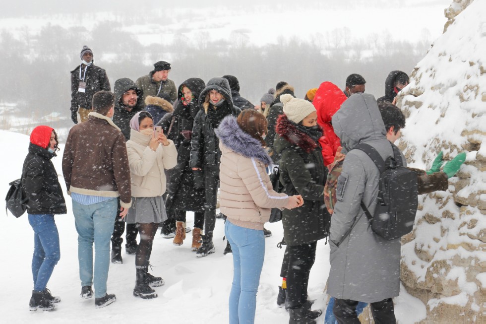 ����������� ������������� ������������ ����� ����� ����� 6000 �������