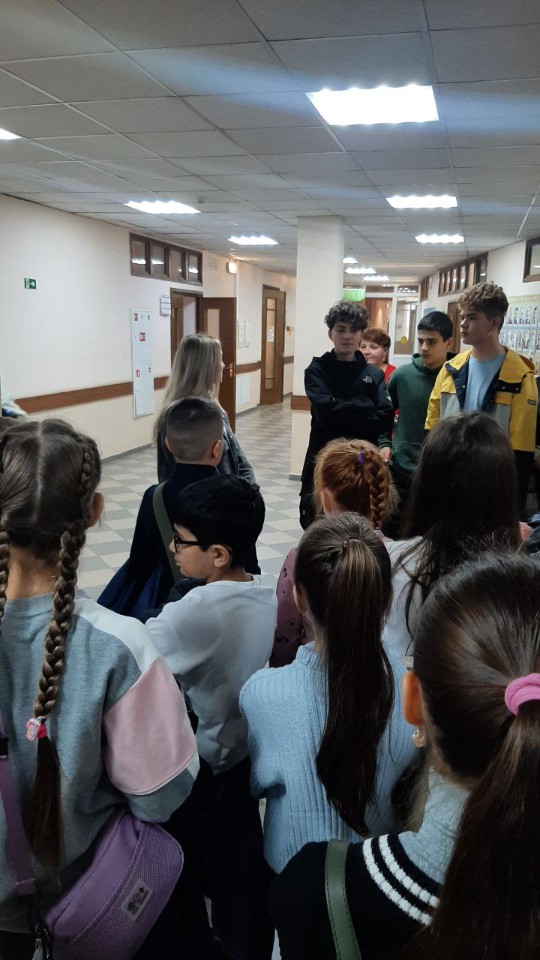 Профориентационная экскурсия в ИФМК Профориентационная экскурсия в ИФМК