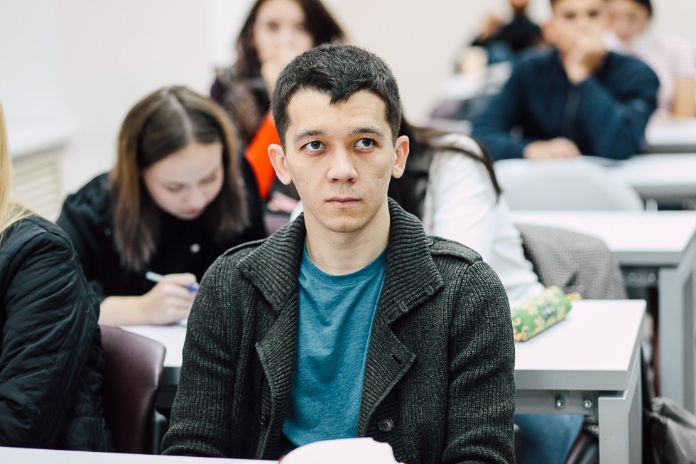 � ������ ����� ������������� ��������� � �������������� ������ ���������(������������)