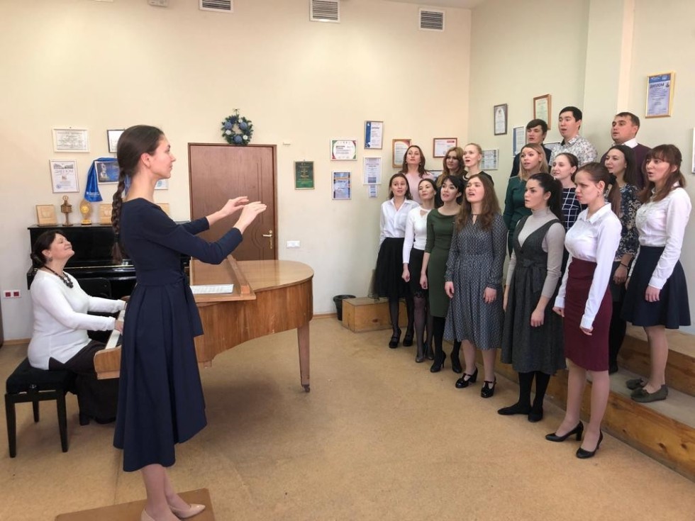 ХОРОВ ЗВУЧАЩАЯ ПАЛИТРА ХОРОВ ЗВУЧАЩАЯ ПАЛИТРА