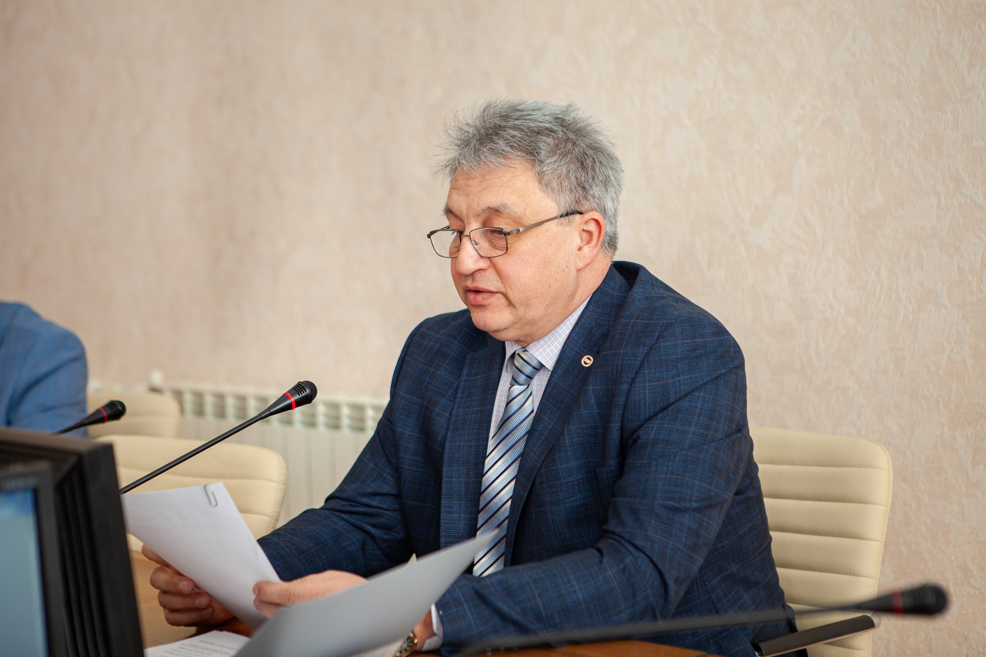 В Елабужском институте КФУ состоялось очередное заседание Ученого совета В Елабужском институте КФУ состоялось очередное заседание Ученого совета