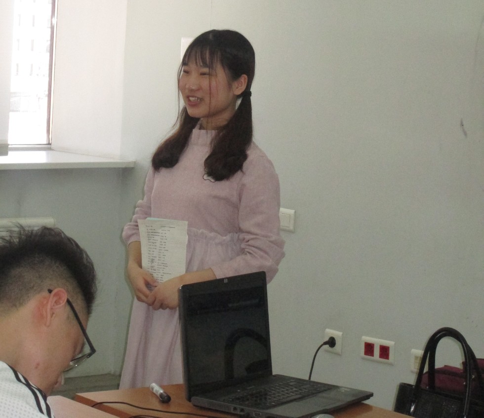 Трудно ли изучать русский и китайский языки? Трудно ли изучать русский и китайский языки?