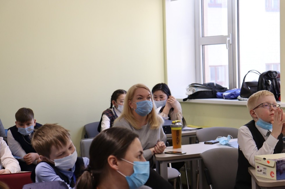 ДОСТОЙНАЯ СМЕНА ДОСТОЙНАЯ СМЕНА