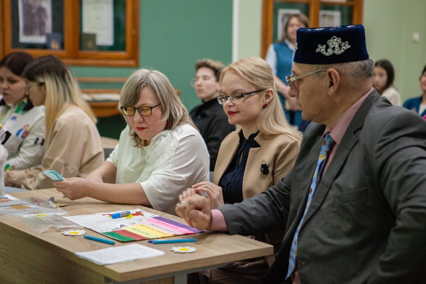 Стартовала II Всероссийская научно-практическая конференция 'Выпускники Елабужского института в современном образовательном пространстве' Стартовала II Всероссийская научно-практическая конференция 'Выпускники Елабужского института в современном образовательном пространстве'