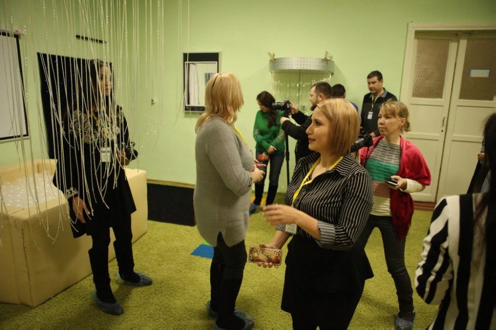 В Елабужском институте КФУ прошёл пресс-тур с участием представителей СМИ и блогеров В Елабужском институте КФУ прошёл пресс-тур с участием представителей СМИ и блогеров