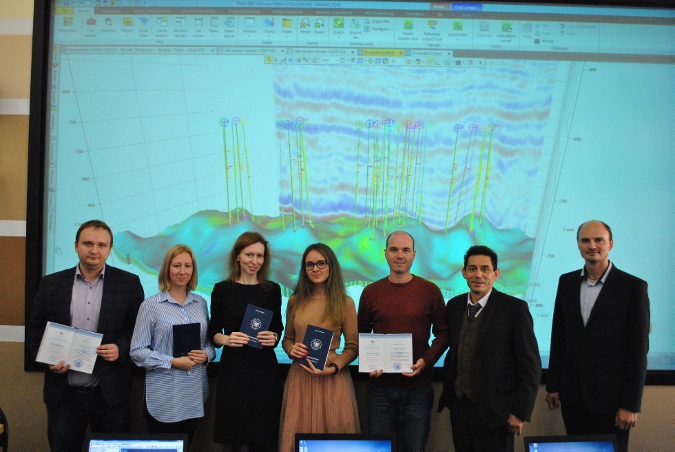 196 специалистов нефтегазовой отрасли обучились в КФУ за прошедший месяц 196 специалистов нефтегазовой отрасли обучились в КФУ за прошедший месяц