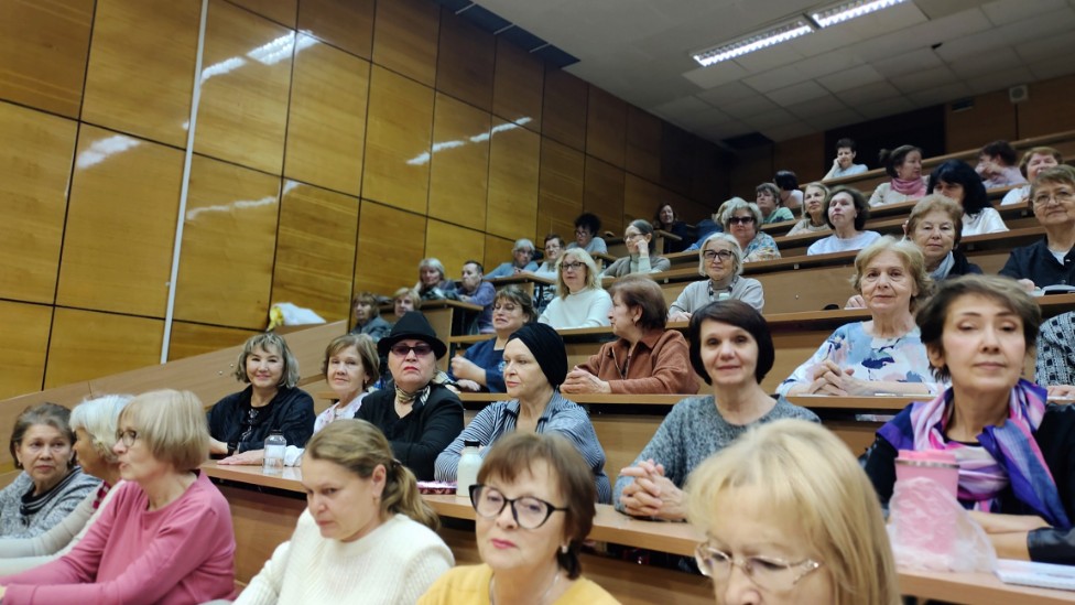 Продолжаются цикл лекций по истории Казани для слушателей серебряного возраста Продолжаются цикл лекций по истории Казани для слушателей серебряного возраста