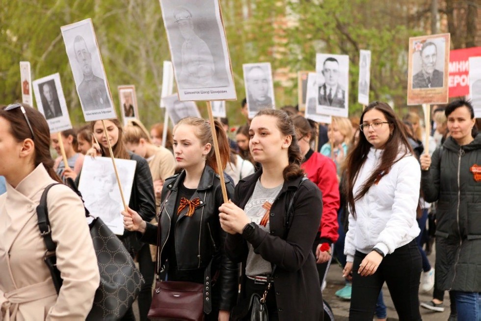'Поклонимся великим тем годам': День Победы встретили в Елабужском институте КФУ 'Поклонимся великим тем годам': День Победы встретили в Елабужском институте КФУ