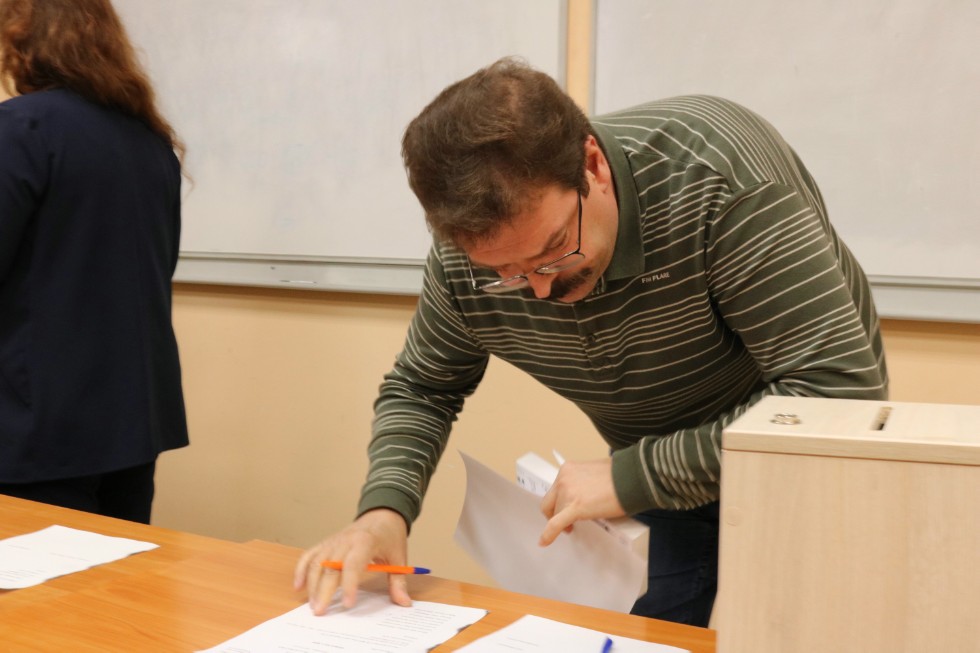 ������ ����� ����