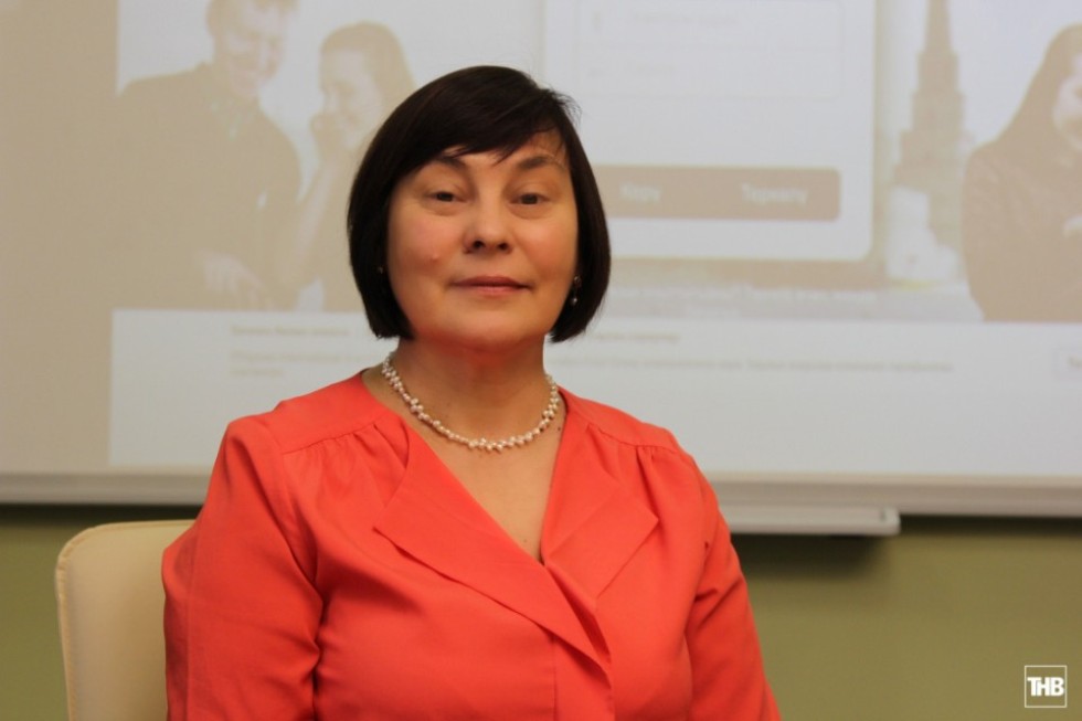 Кадрия Фатхуллова: 'Главный инструмент учителя ? это слово, идущее от сердца' Кадрия Фатхуллова: 'Главный инструмент учителя ? это слово, идущее от сердца'