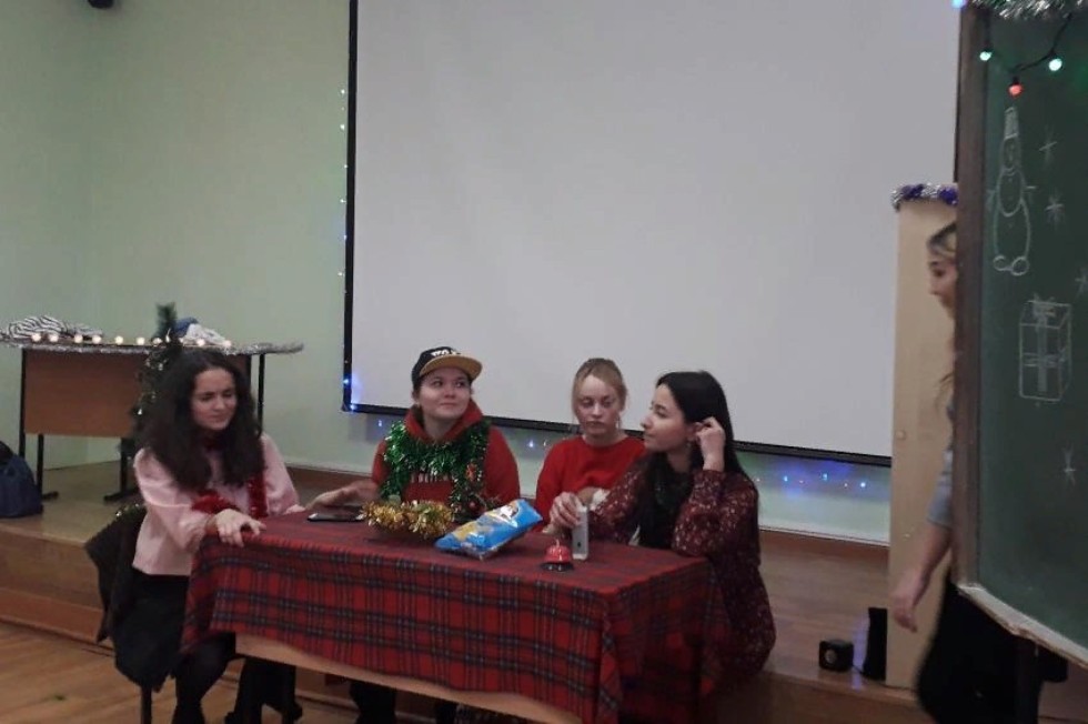 FREUE WEIHNACHTEN FREUE WEIHNACHTEN