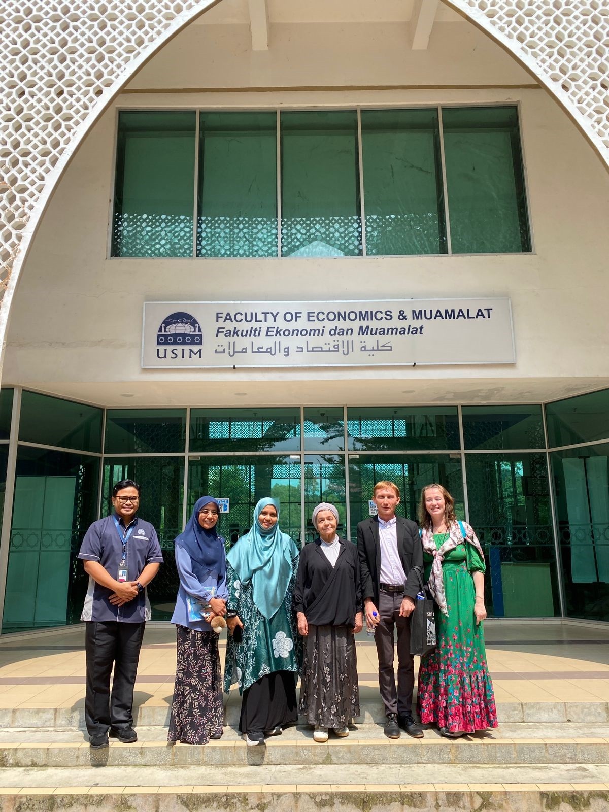 Гостевая лекция преподавателей кафедры учёта, анализа и аудита ИУЭиФ КФУ в Малазийском Исламском Университете Гостевая лекция преподавателей кафедры учёта, анализа и аудита ИУЭиФ КФУ в Малазийском Исламском Университете