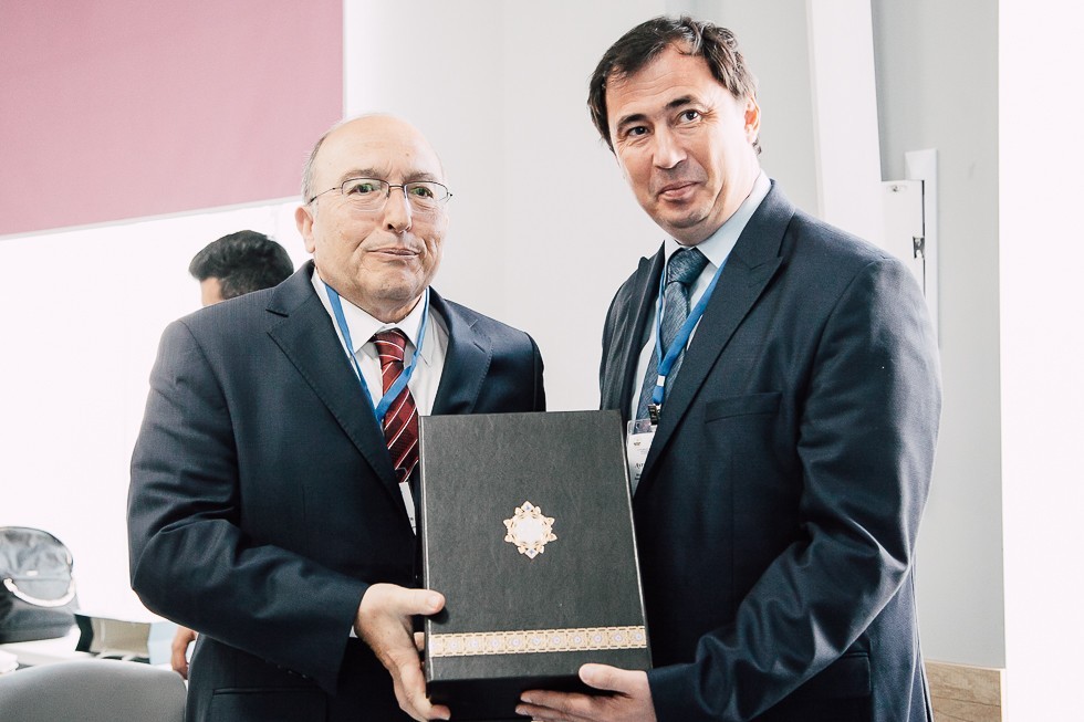 В Институте международных отношений проходит I Международный научный симпозиум 'История и культура Золотой Орды' В Институте международных отношений проходит I Международный научный симпозиум 'История и культура Золотой Орды'