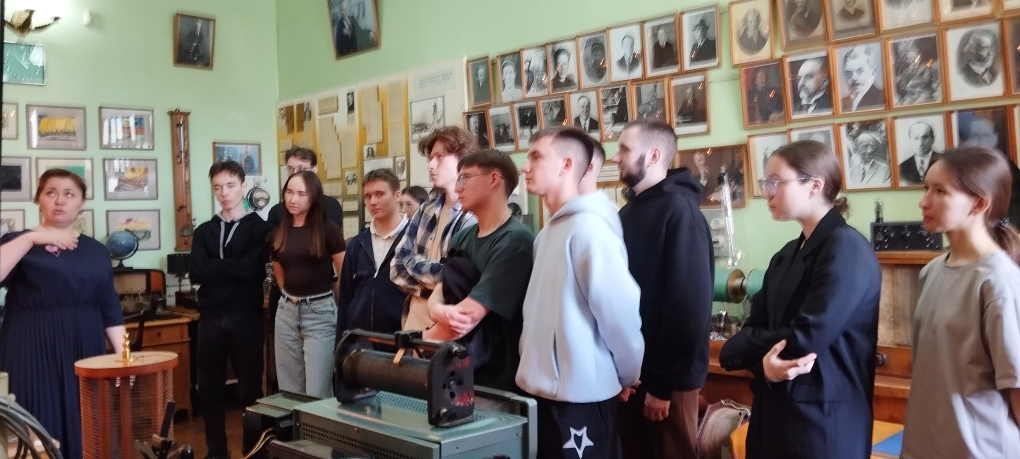 'Мы помним, мы гордимся!' 'Мы помним, мы гордимся!'