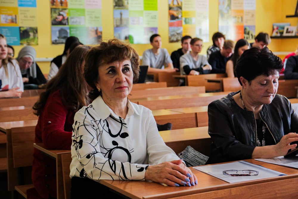 �� ���������� ��������� ������������ ���������-������������ ���������: ������� � ��������������