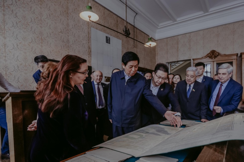 Chairman of the Standing Committee of National People's Congress of China Li Zhanshu visited Kazan Federal University ,China, National People's Congress