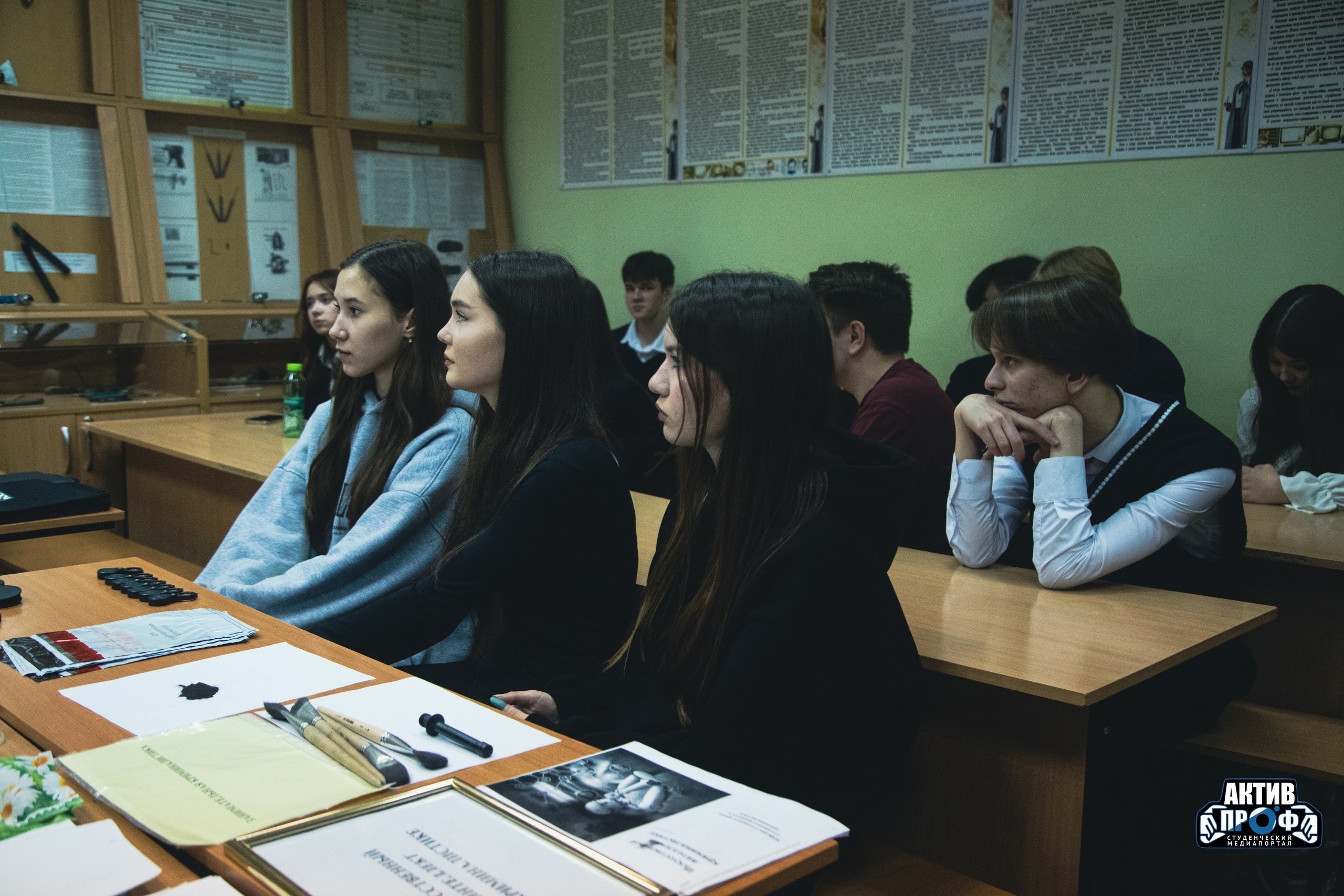 Криминалистика для школьников: изучаем почерк Криминалистика для школьников: изучаем почерк