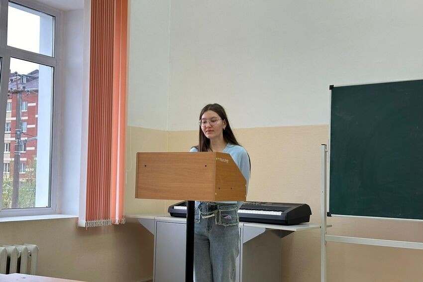 Подведены итоги работы секции 'Актуальные вопросы психологии личности и взаимоотношений' Подведены итоги работы секции 'Актуальные вопросы психологии личности и взаимоотношений'