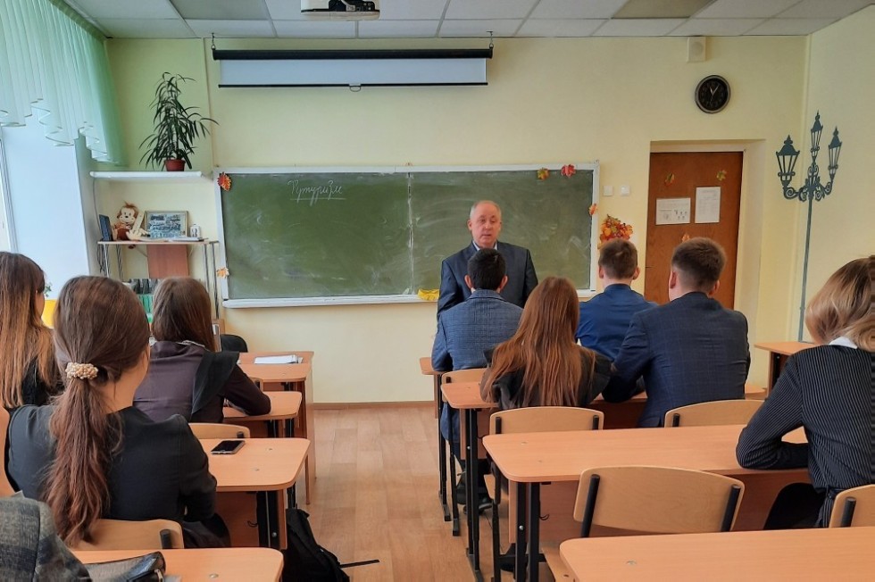 ��������������� ����� � 3 � ����� � 6 �. �������, ����������� �� ���������-�������������� �����������, ����������� � �������������� ����������� ��������� ���