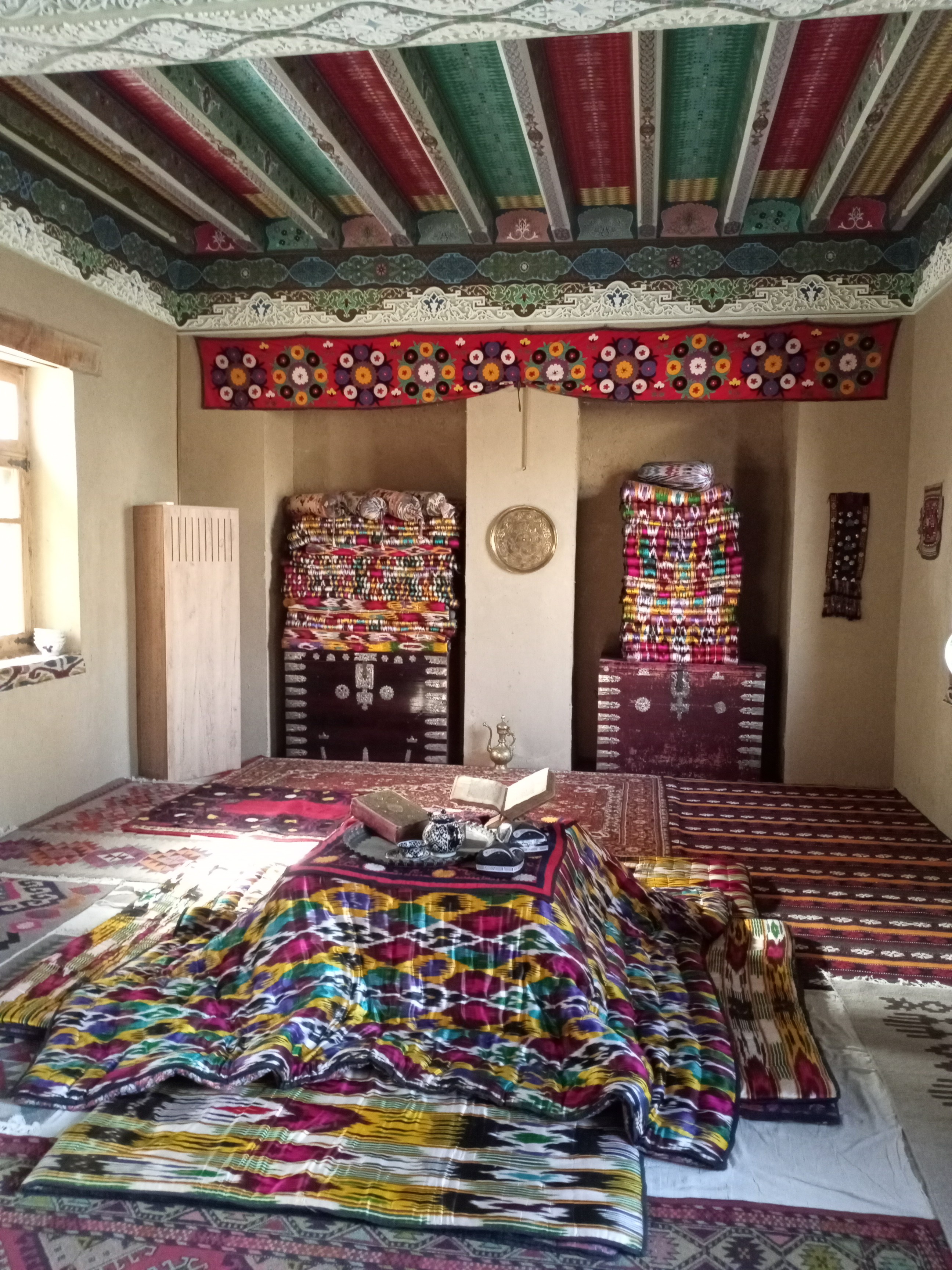 Преподаватели ИФМК КФУ посетили Ферганский государственный университет Преподаватели ИФМК КФУ посетили Ферганский государственный университет