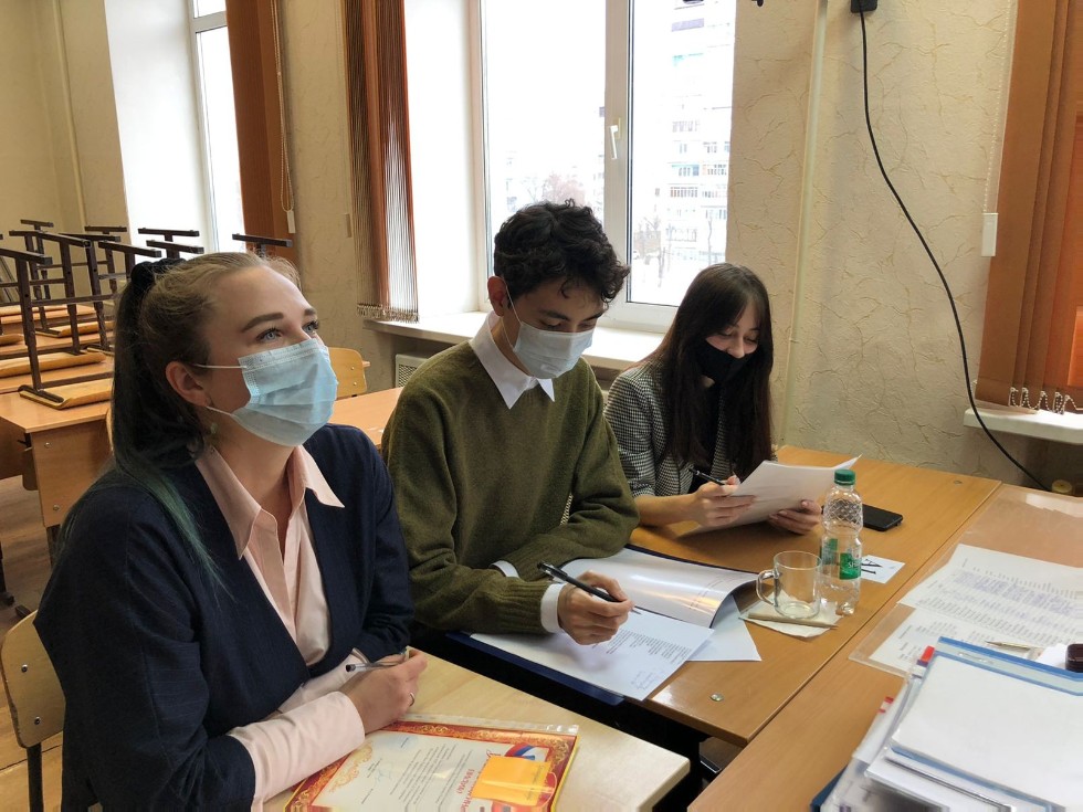 27 ������ ���������� XIII ��������� ������-����������������� ����������� ���������� ����� �.�.���������