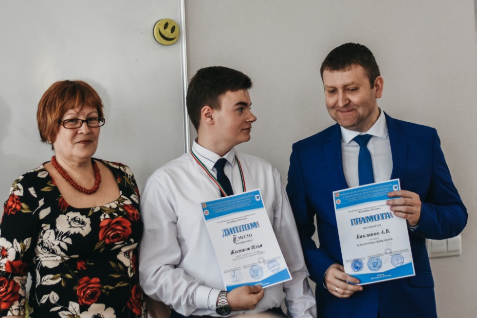 ����� ��������� ���� ������������� 