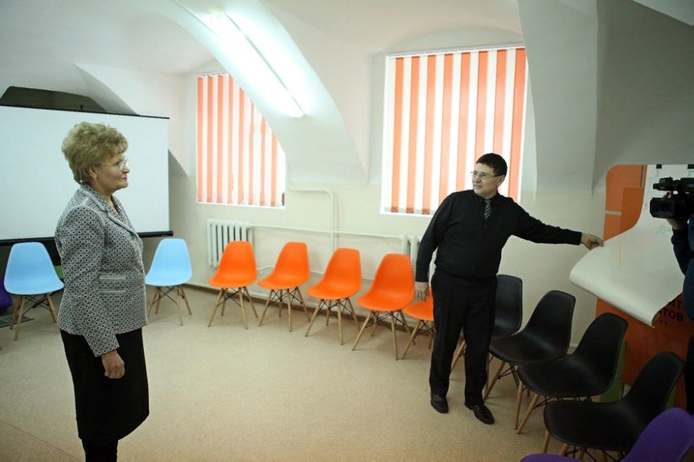 Елабужский институт КФУ посетила заместитель председателя Госсовета Татарстана Елабужский институт КФУ посетила заместитель председателя Госсовета Татарстана