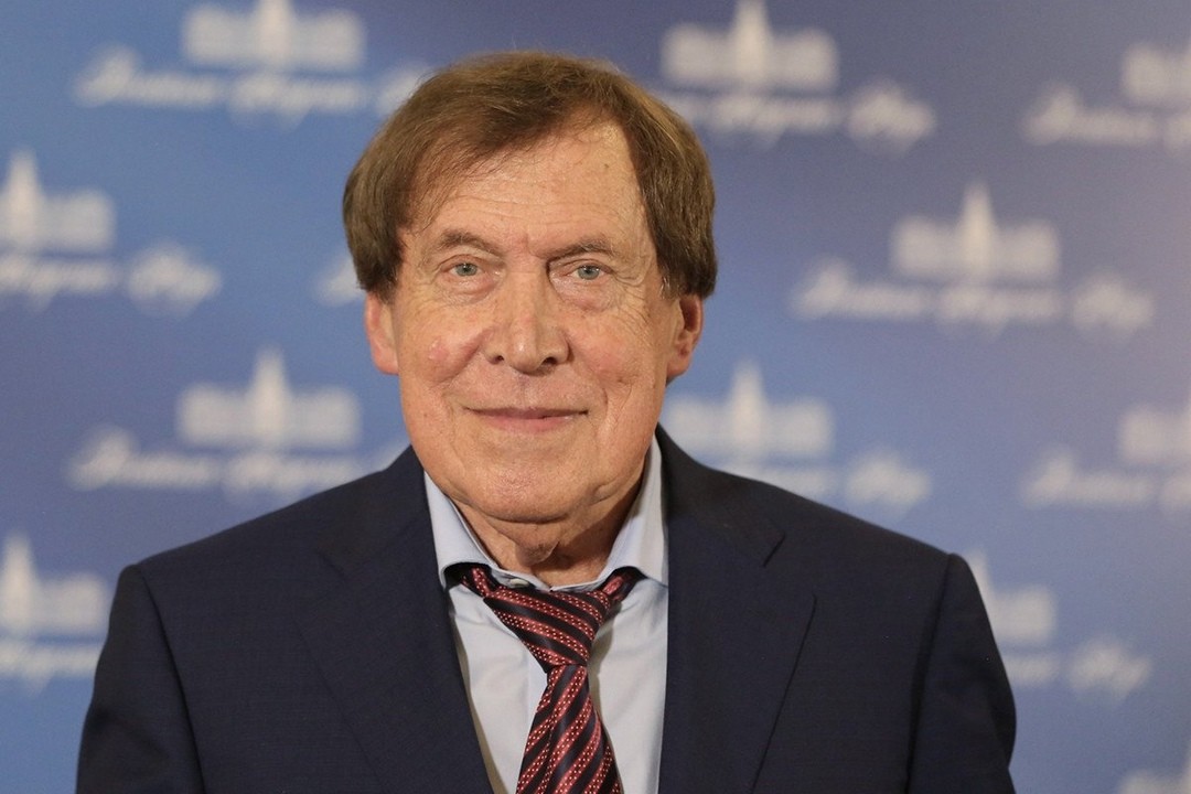 Конкурс на соискание стипендии академиков Роальда Зиннуровича и Ренада Зиннуровича Сагдеевых Конкурс на соискание стипендии академиков Роальда Зиннуровича и Ренада Зиннуровича Сагдеевых