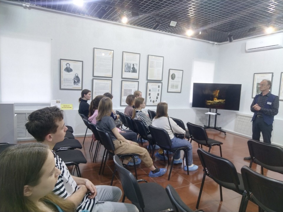 �.�. �������. ������� 