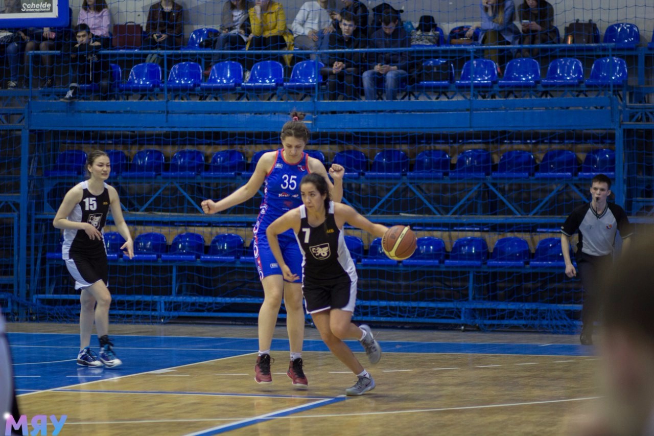 Баскетболистки КФУ завоевали серебро соревнования по женскому баскетболу в рамках Спартакиады ВУЗов Республики Татарстан Баскетболистки КФУ завоевали серебро соревнования по женскому баскетболу в рамках Спартакиады ВУЗов Республики Татарстан