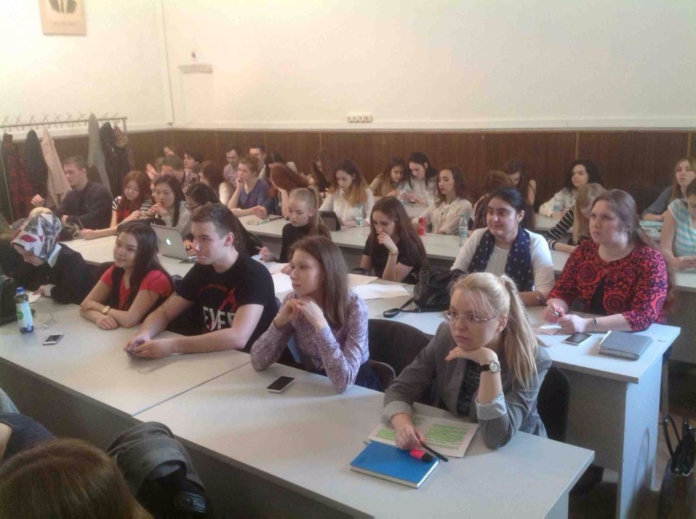 Student research in context of modern media Student research in context of modern media