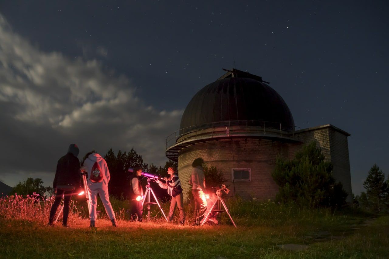 ����������